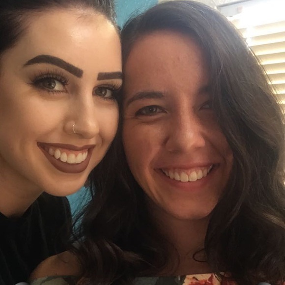 Meet your Posher, Sky - Picture 1 of 1